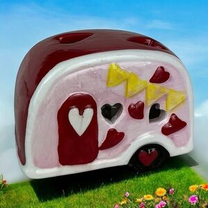 Camper Ceramic Heart Themed LED Light Up Collectible